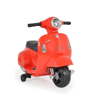 Детски червен акумулаторен мотор Vespa GTS Super Sport