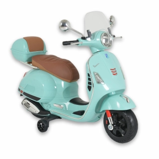 Детски зелен акумулаторен мотор 801 Vespa GTS Super