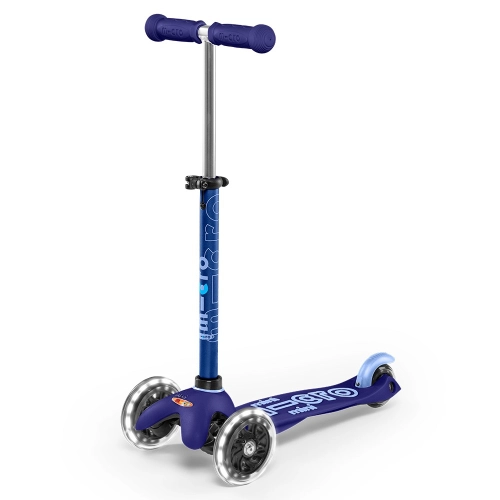 Детска синя тротинетка с 3 колела Mini Deluxe LED Blue PAT66027