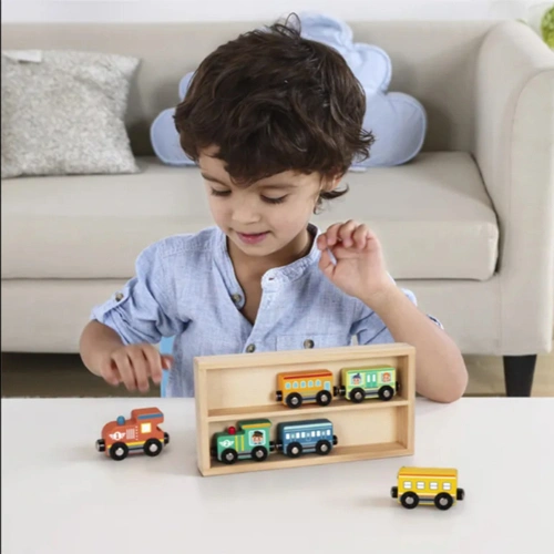 Детски комплект влакчета в дървена кутия PAT68756
