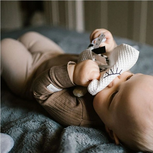 Бебешка шумуляща играчка за гушкане Have Fun Kitty PAT72043