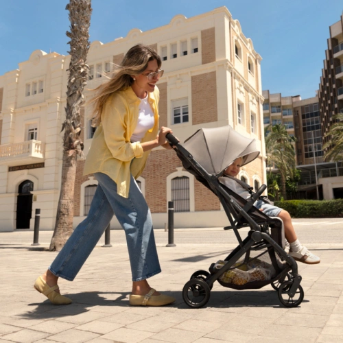 Сива лятна бебешка количка тип книга Indy 3 Urban Gray PAT74318