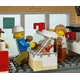 Отваряне на магазин за понички Lego City Town  - 12