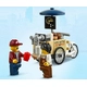 Отваряне на магазин за понички Lego City Town  - 7