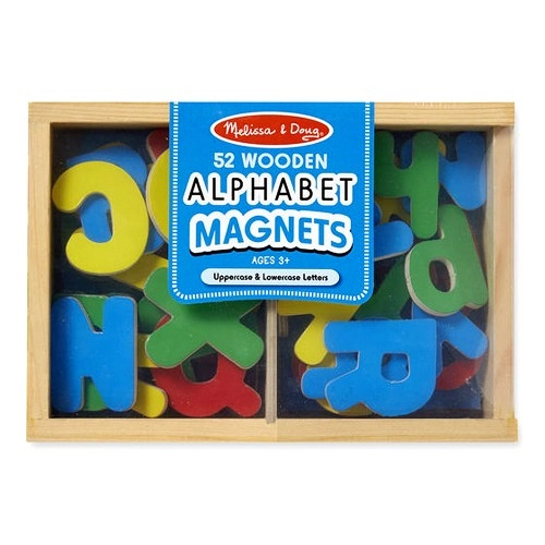 Дървени букви Melissa and Doug магнити в кутия | P83487