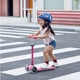 Детска тротинетка с три колела Micro Mini Deluxe Pink LED  - 7