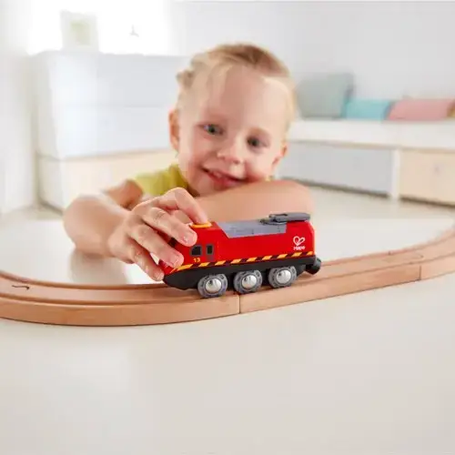 Детска играчка Захранващ енергиен влак Hape Червен | P92416