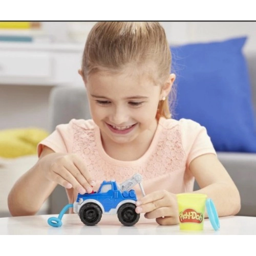 Детска игра с пластилин Play Doh - Камион влекач | P1413475