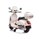 Детски бял електрически мотор Vespa GTS Super  - 4